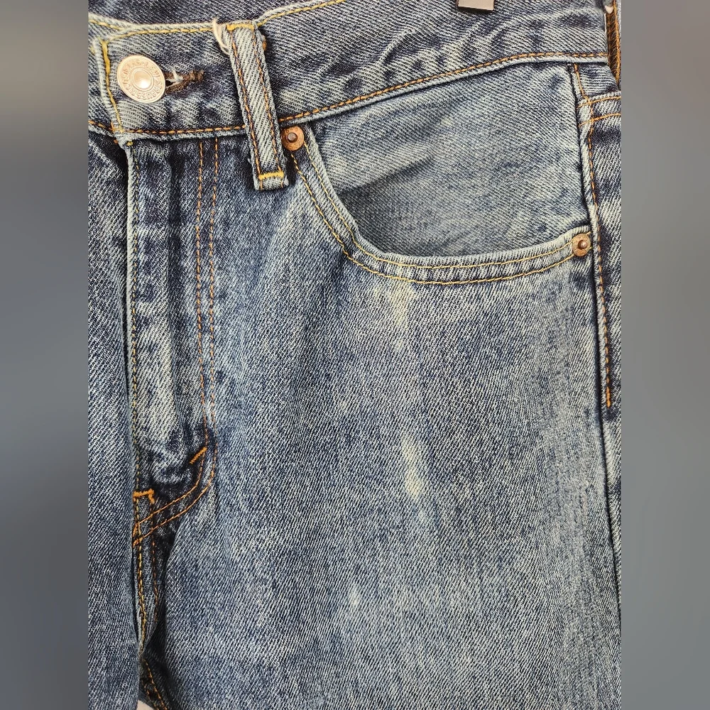 Men's Levi's 505 100% Cotton Classic Red Tab Jeans, Waist 31 - Picture 5 of 10